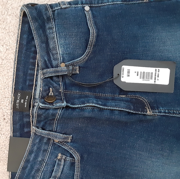Just Black Jean's size 26 skinny - Picture 4 of 4